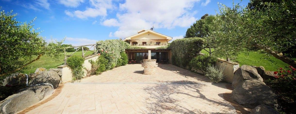 La Cavetta Country House Тревиньяно-Романо Экстерьер фото